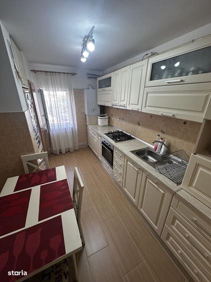 Apartament cu 4 camere în Central