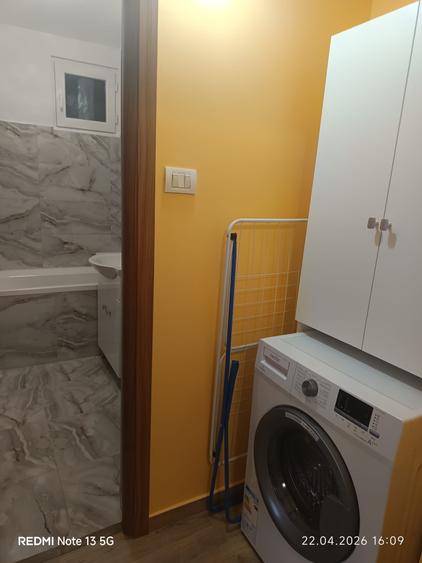 Apartament cu 2 camere decomandat în Soarelui
