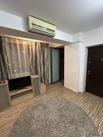 Apartament cu 2 camere semidecomandat în Grozăvești