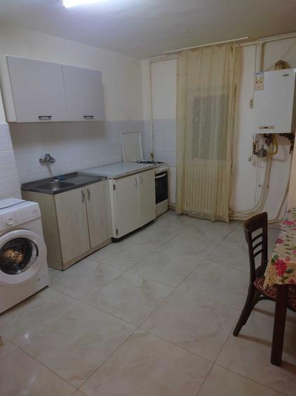 Apartament cu 2 camere nedecomandat în Central