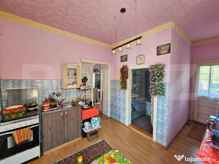 Casă cu 2 camere cu Teren 847 Mp în Unirea