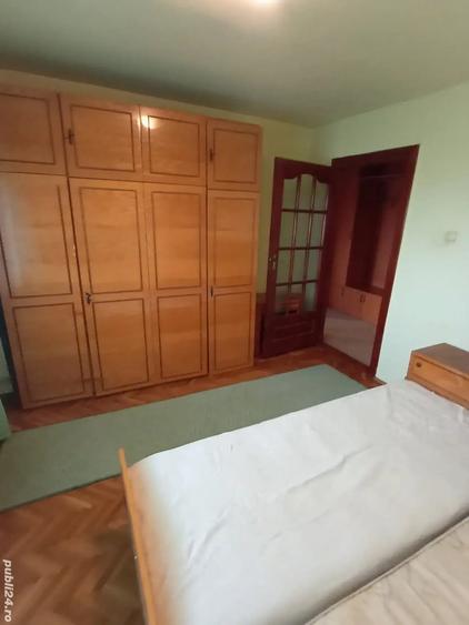 Apartament cu 3 camere decomandat în Lunei