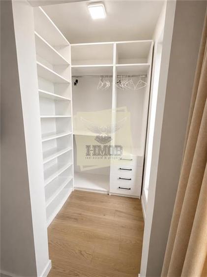 Penthouse cu 3 camere semidecomandat, mobilat în Industrial Est