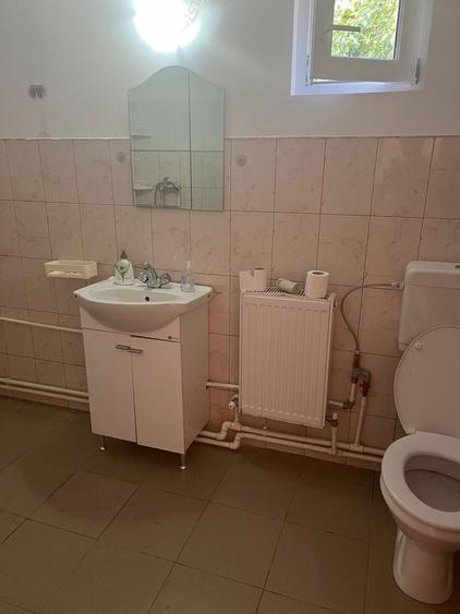 Spațiu comercial, de 125 mp, în Zâmbreasca