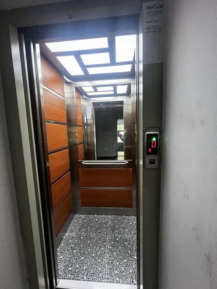 Garsonieră decomandată în Central