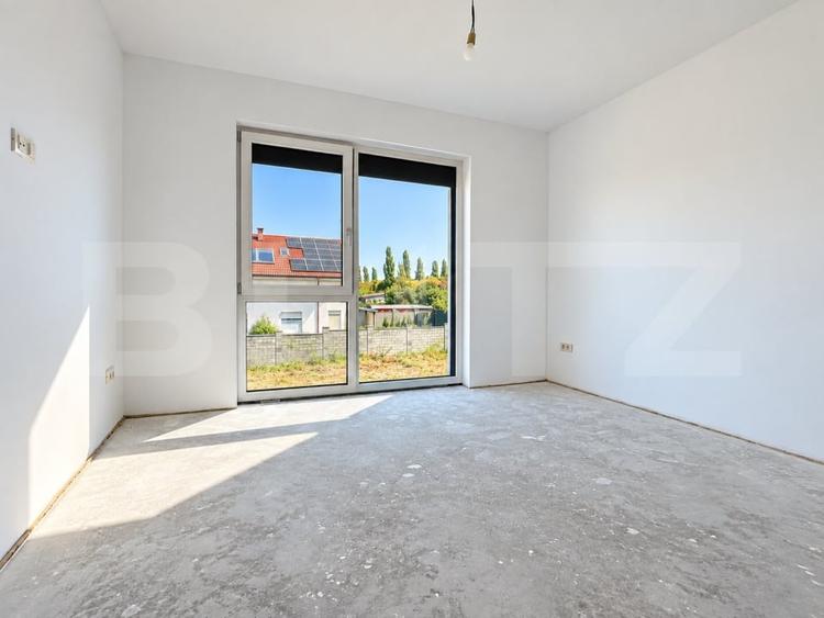 Duplex cu 5 camere cu Canalizare în Dumbrăvița