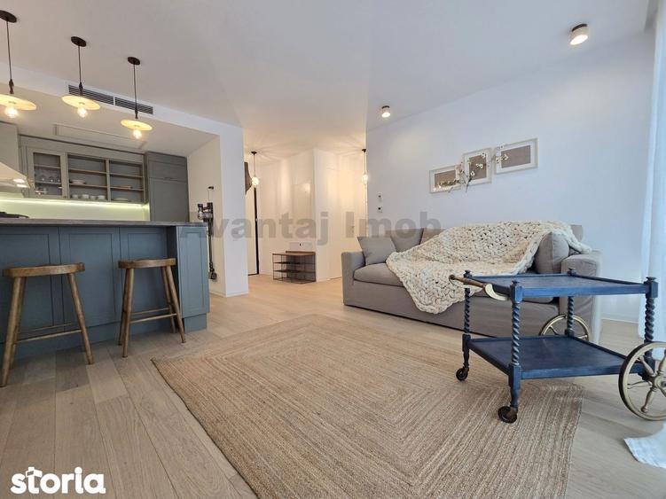 Apartament cu 2 camere, mobilat în Tei