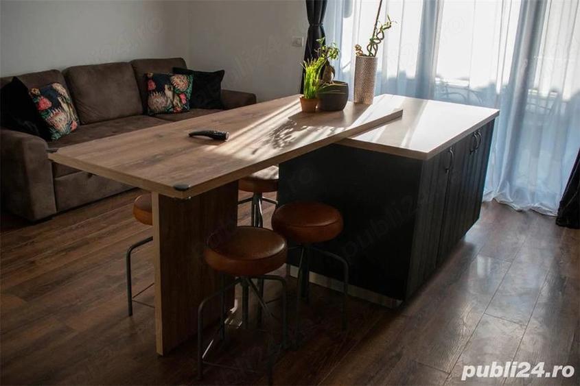 Apartament cu 3 camere decomandat în Dumbrăvița