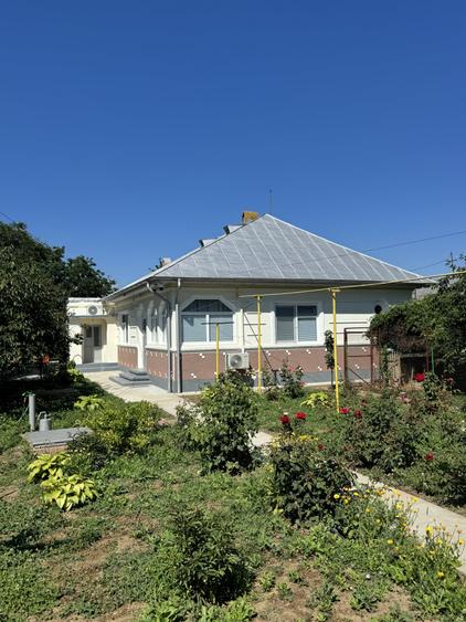 Casă individuală cu 3 camere cu Teren 1052 Mp în Sascut