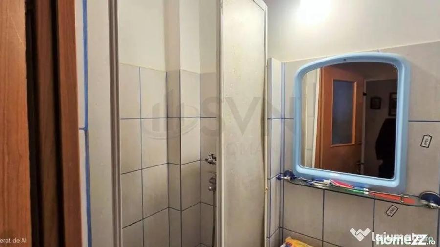 Apartament cu 3 camere semidecomandat în Crângași