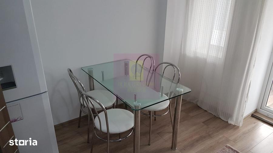 Apartament cu 2 camere decomandat în Decebal