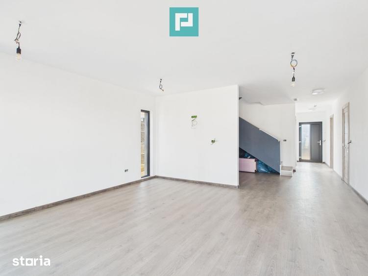 Casă cu 4 camere cu Teren 631 Mp în Giarmata