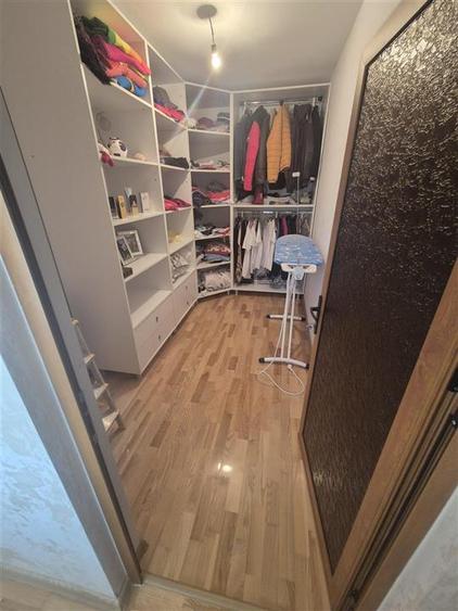 Casă cu 3 camere cu Teren 271 Mp în Brăilița