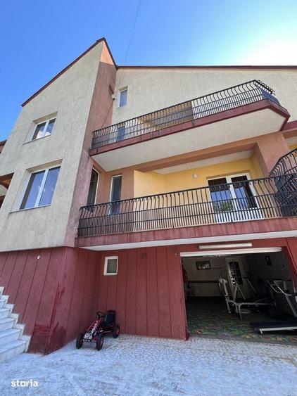 Casă cu 4 camere în Exercițiu