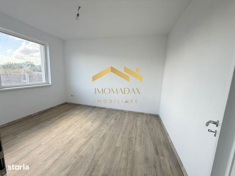 Casă cu 3 camere în Bucovăț