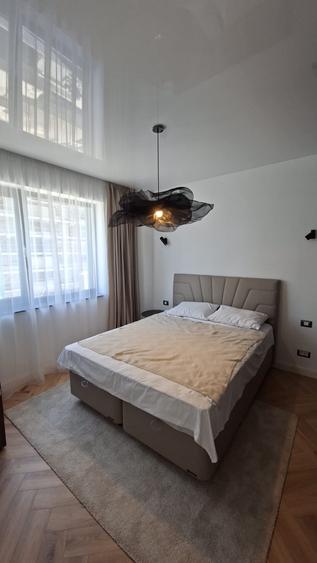 Apartament cu 3 camere decomandat în Pipera