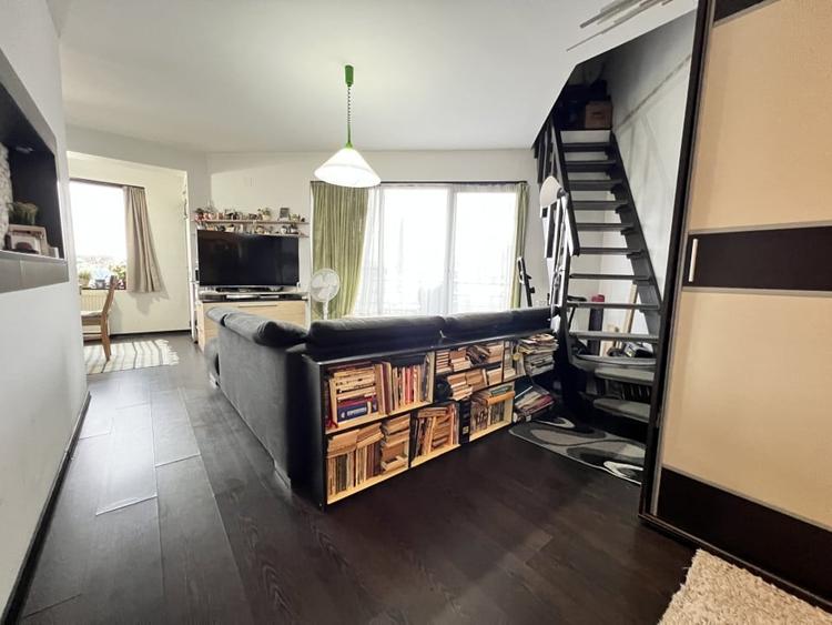 Apartament cu 3 camere semidecomandat, mobilat în Florești — fotografia 2