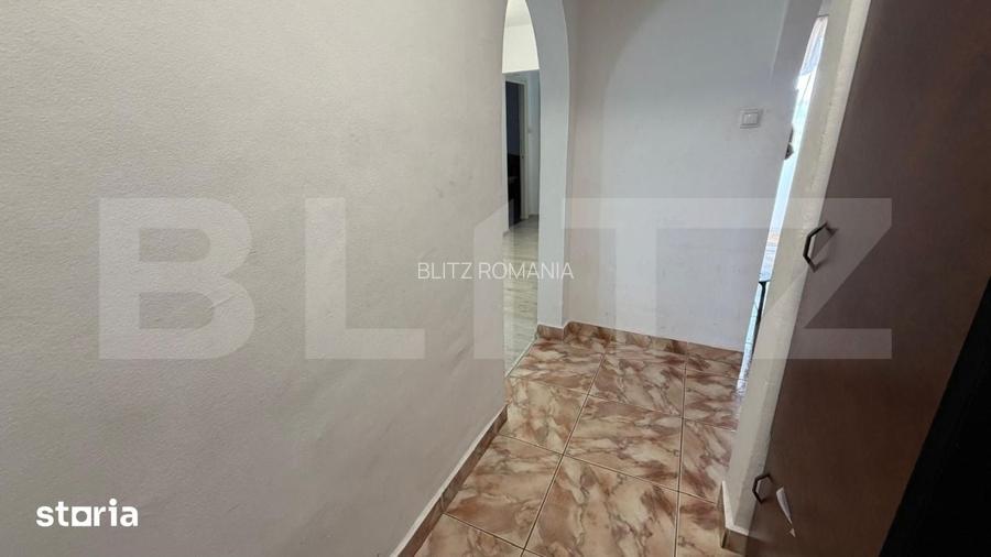 Apartament 3 camere, 65 mp, zona Cetate