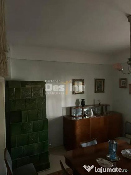 Casă cu 6 camere cu Teren 2793 Mp în Brusturoasa