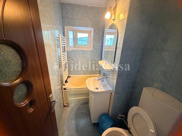 Apartament cu 3 camere în Alexandru cel Bun