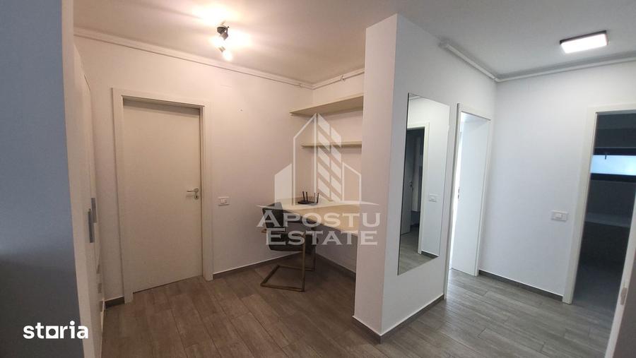 Apartament cu 3 camere, mobilat în Dumbrăvița
