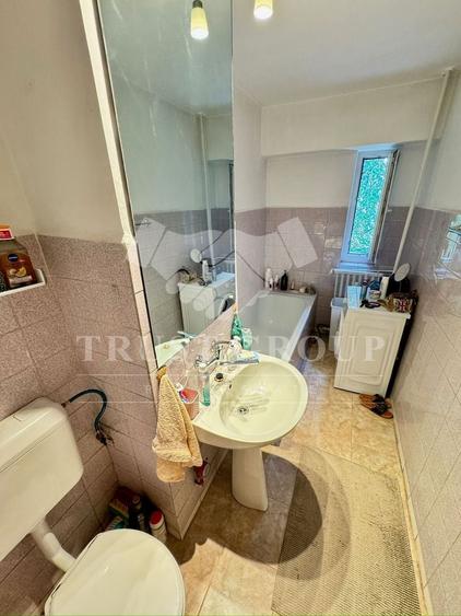 Apartament cu 4 camere decomandat, mobilat în Știrbei Vodă