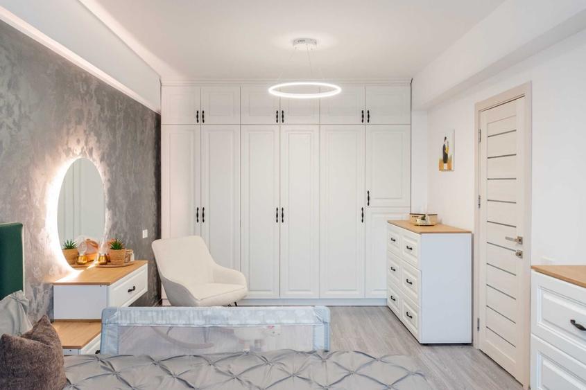 Apartament cu 3 camere decomandat în Centrul Istoric