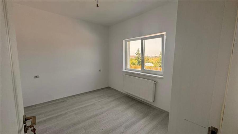 Casă individuală cu 4 camere cu Teren 600 Mp în Valea Lupului