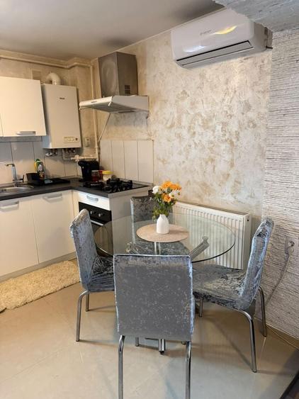 Apartament cu 2 camere nedecomandat în Central