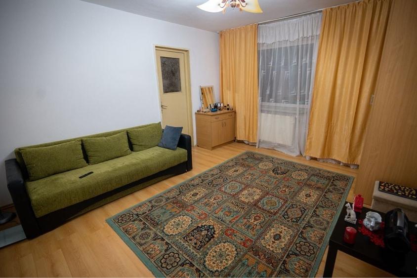 Apartament cu 3 camere în Ultracentral
