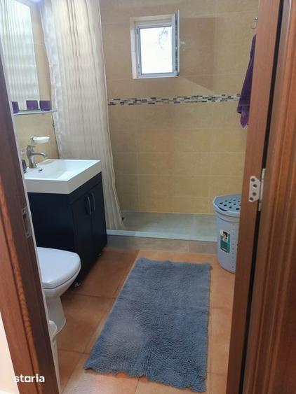 Apartament cu 2 camere decomandat, mobilat în Podu Roș