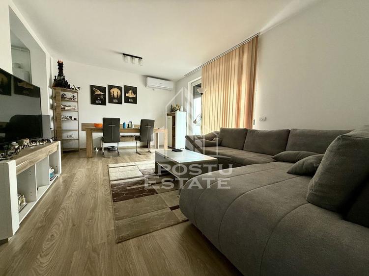 Apartament cu 3 camere decomandat, mobilat în Freidorf
