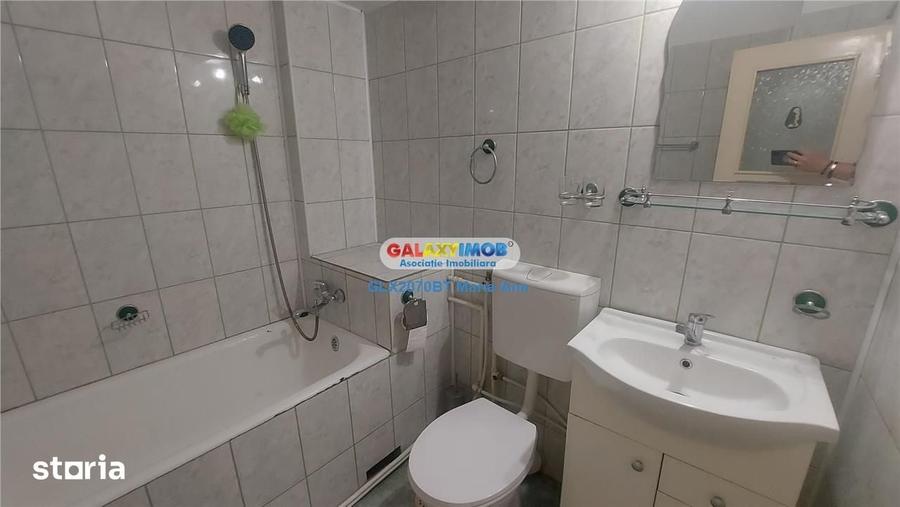 Apartament cu 4 camere decomandat în Ultracentral