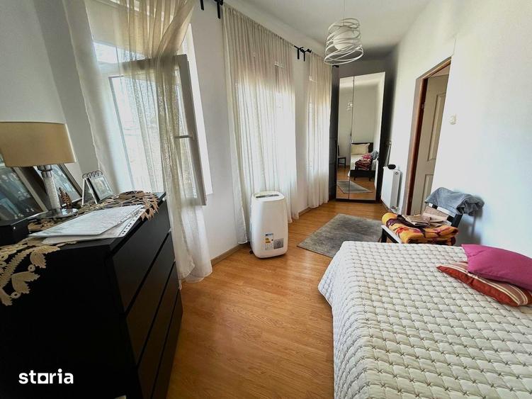 Casă cu 4 camere cu Teren 58 Mp în Grivița