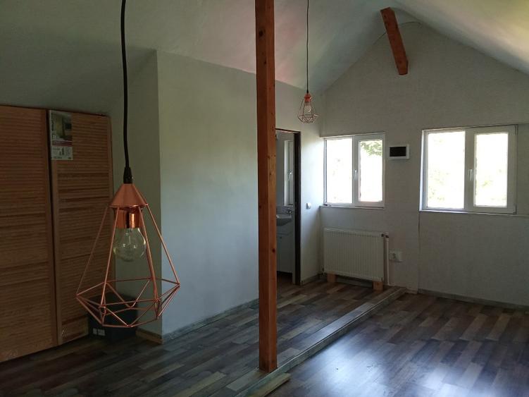 Duplex cu 5 camere cu Teren 70 Mp în Platoul Izvor