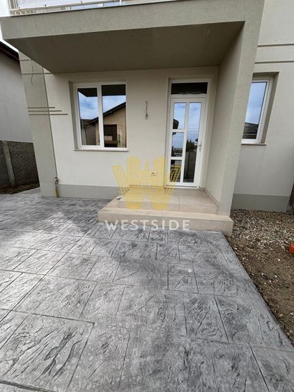 Apartament cu 4 camere decomandat în Girocului