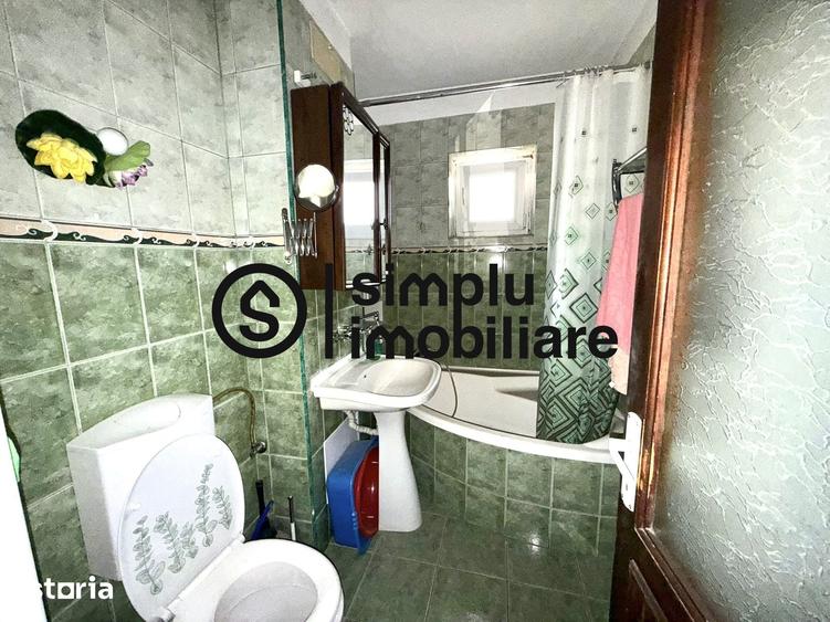 Apartament cu 3 camere decomandat în Robănești