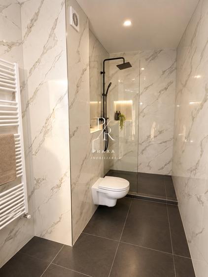 Apartament cu 2 camere semidecomandat în Florești