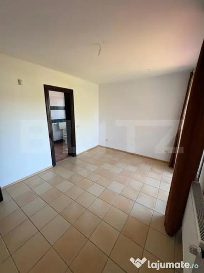 Casă cu 4 camere cu Teren 462 Mp în Ștefănești