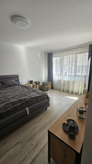 Apartament cu 2 camere semidecomandat în Florești