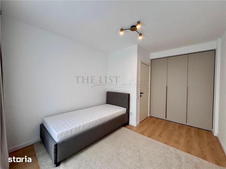 Casă cu 6 camere cu Teren 222 Mp în Central