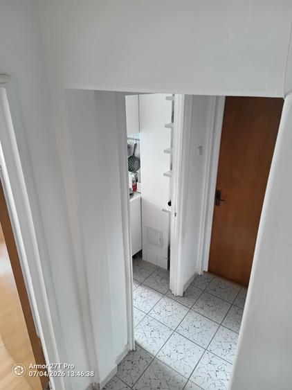 Apartament cu 2 camere decomandat în Berceni