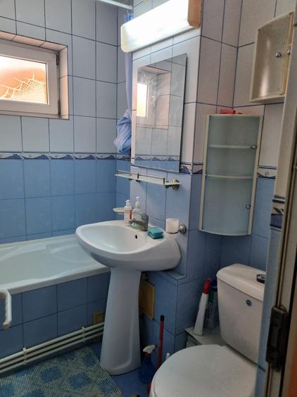 Apartament cu 3 camere decomandat în Tomis Nord