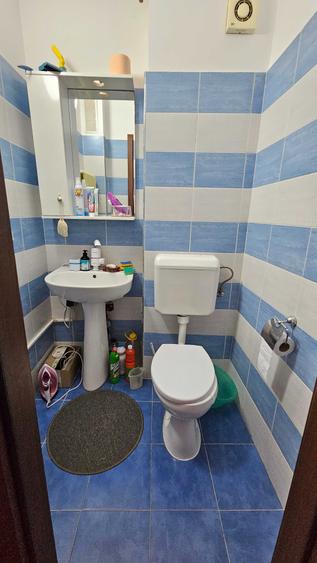 Apartament cu 4 camere semidecomandat în Bolintin-Vale