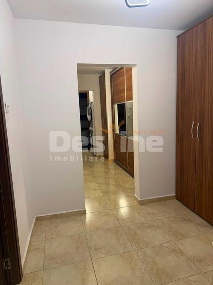 Apartament cu 3 camere decomandat, mobilat în Apărătorii Patriei