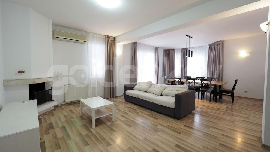 Duplex cu 4 camere cu Canalizare în Iancu Nicolae