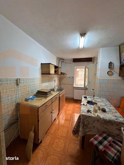Apartament cu 4 camere în Sud