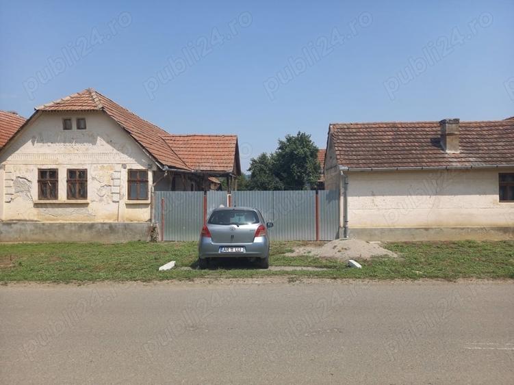 Casă cu 3 camere cu Teren 4000 Mp în Chelmac