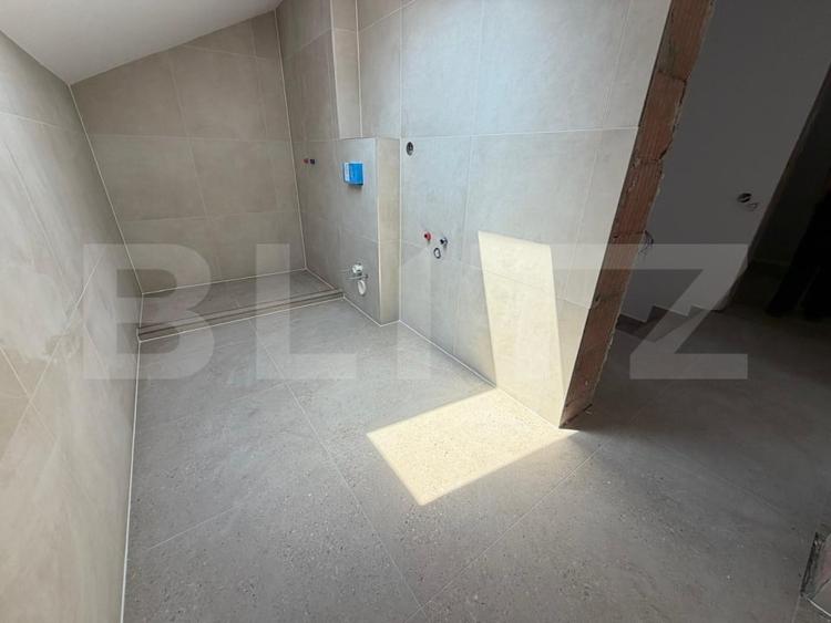 Duplex cu 4 camere cu Teren 120 Mp în Florești