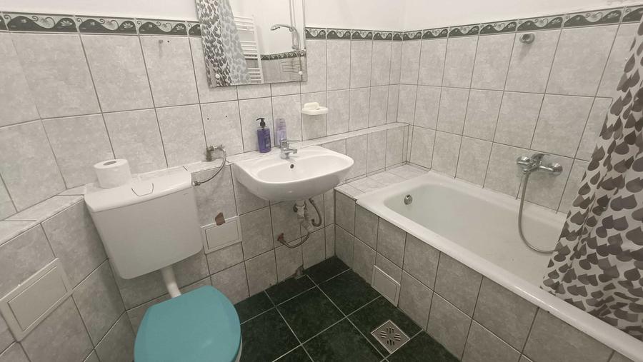 Apartament cu 2 camere decomandat în Ultracentral